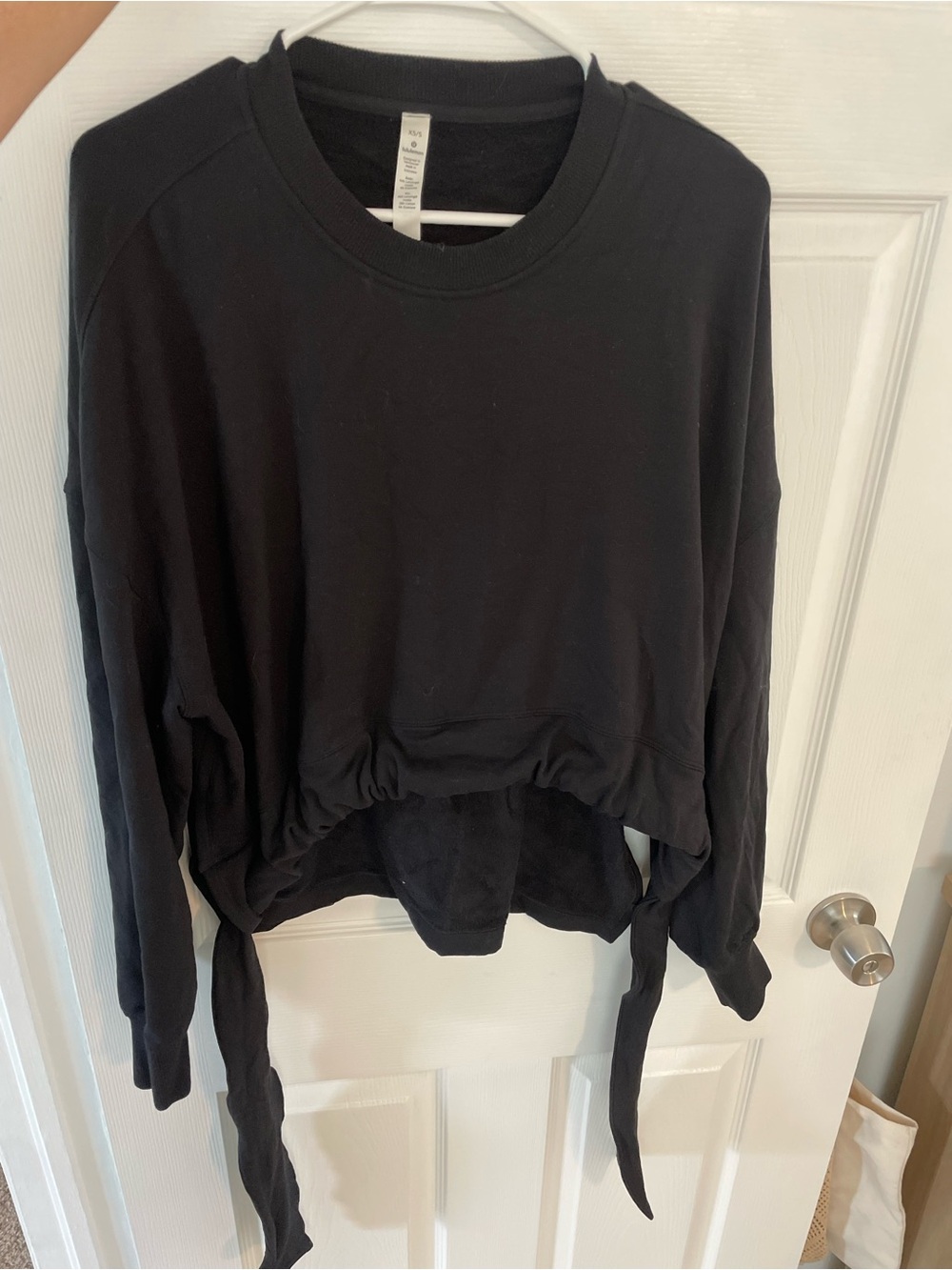 Everyday Black Women's Crewneck Sweatshirt with Tie Hem DANCER LULULEMON